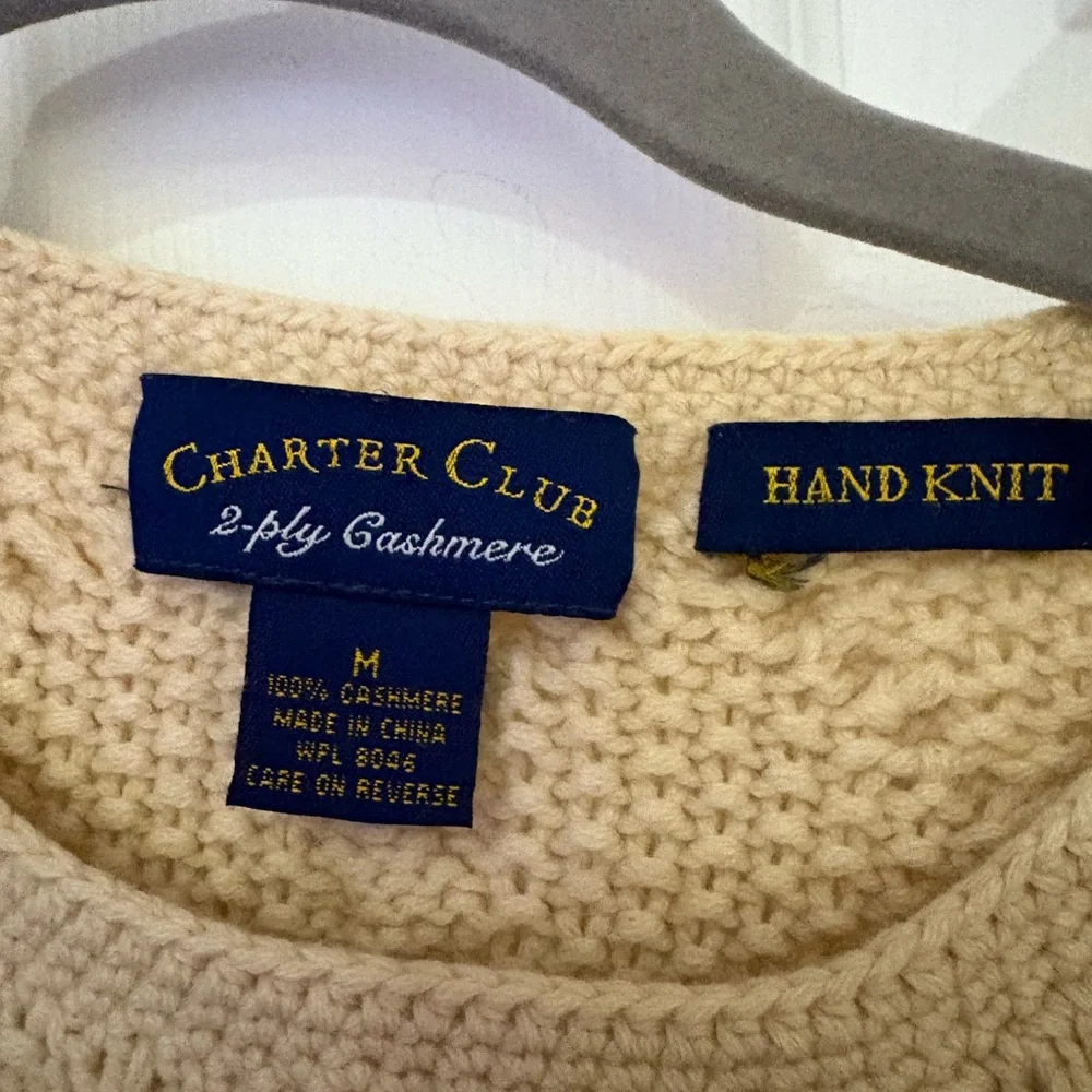 GUC Vintage Charter Club 100% Cashmere Beige Chunky Cable Knit Sweater Size M - Picture 3 of 4
